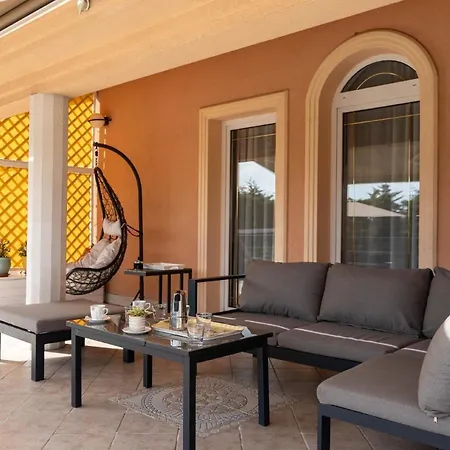 Hébergement de vacances Mit Privatpool Fuer 14 Personen Ca 480 Qm In Pula-fondole, Istrien Istrische Riviera *